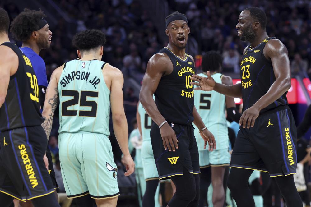 乔治牵扯其 乔治牵扯其